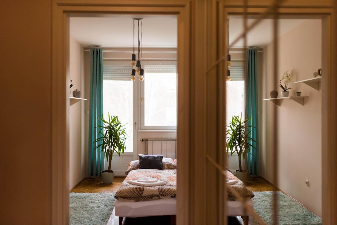 Szeged Gyoengye Apartment Ngoại thất bức ảnh