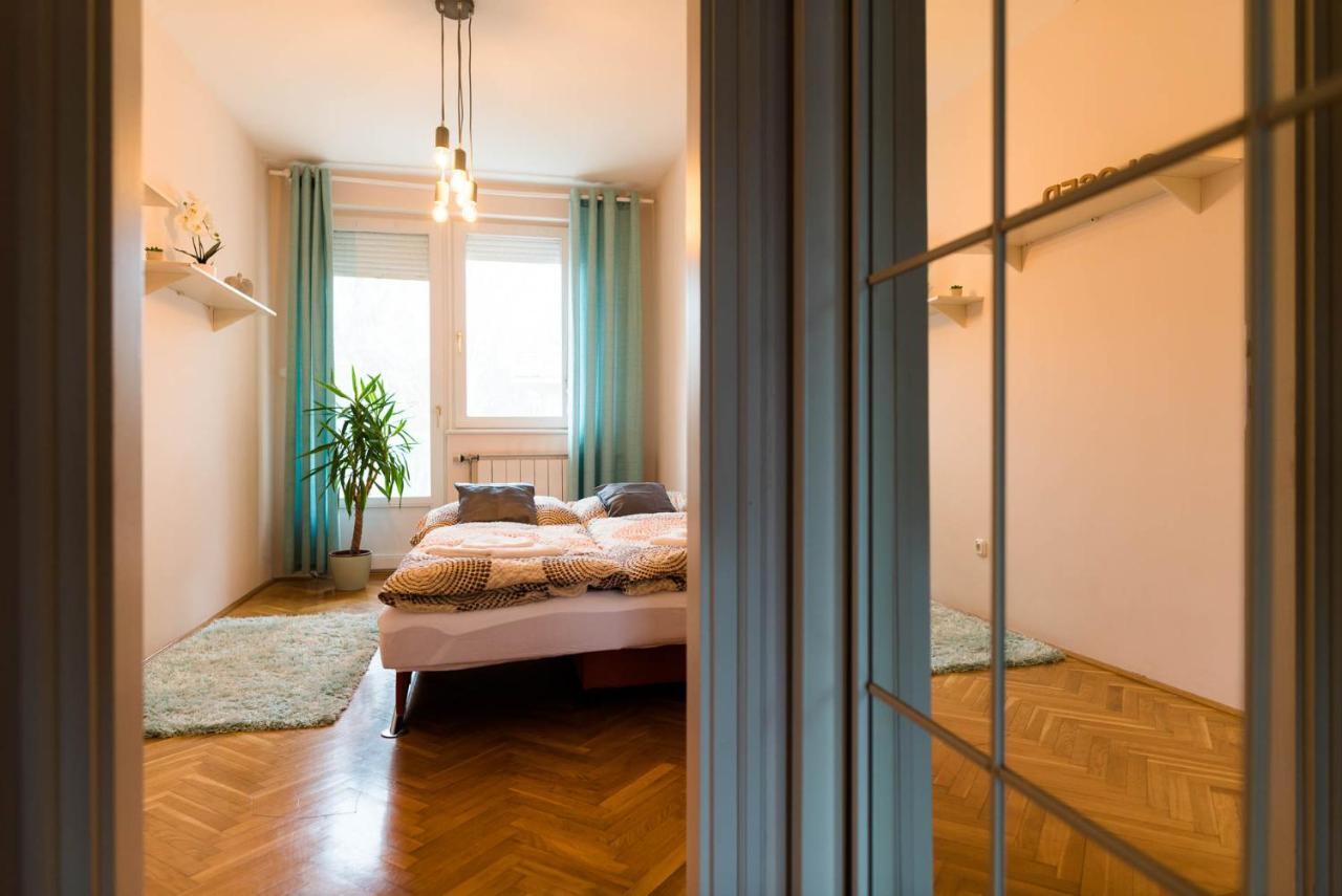 Szeged Gyoengye Apartment Ngoại thất bức ảnh